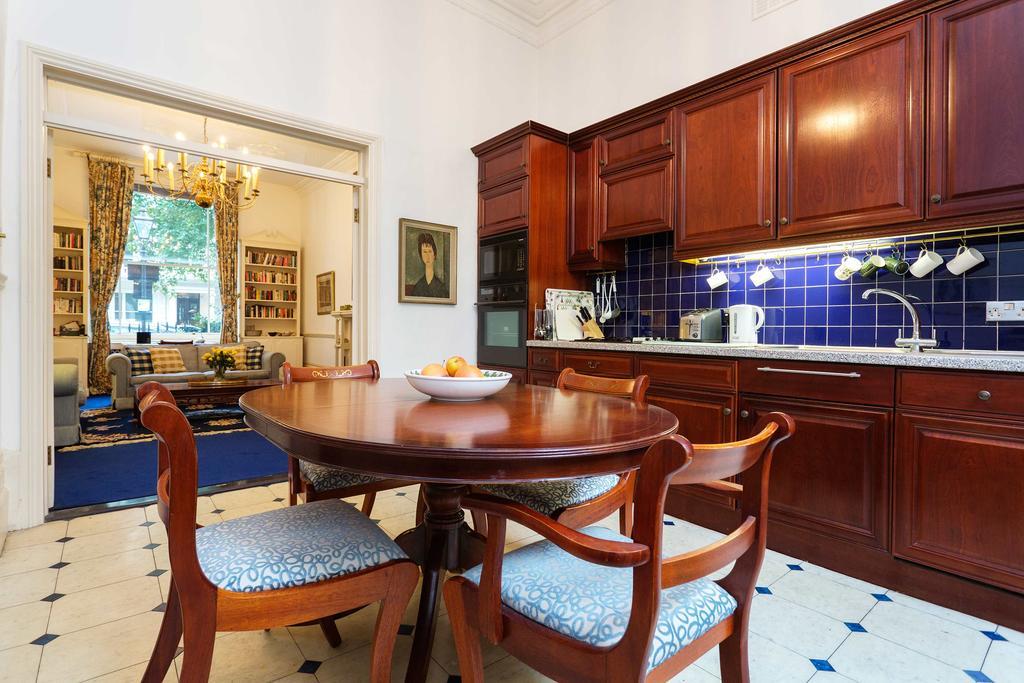 Veeve - Queen'S Gardens Flat ลอนดอน ห้อง รูปภาพ
